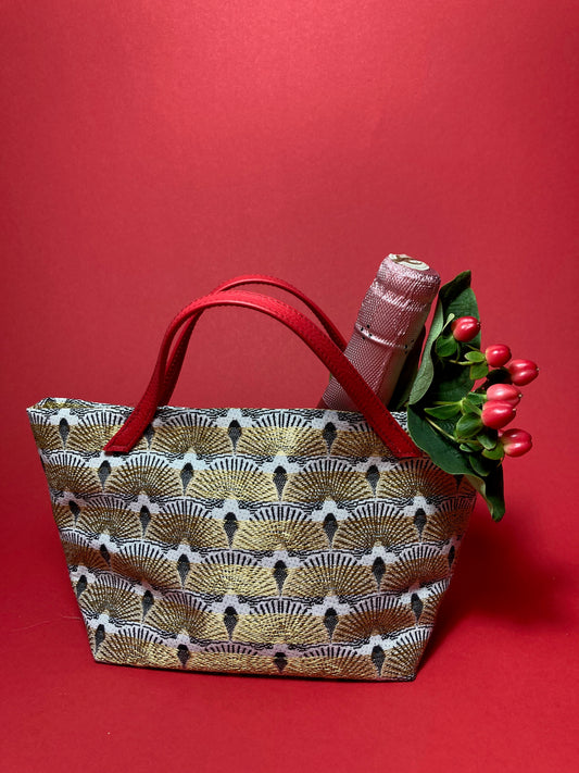 Candybag golden peacock