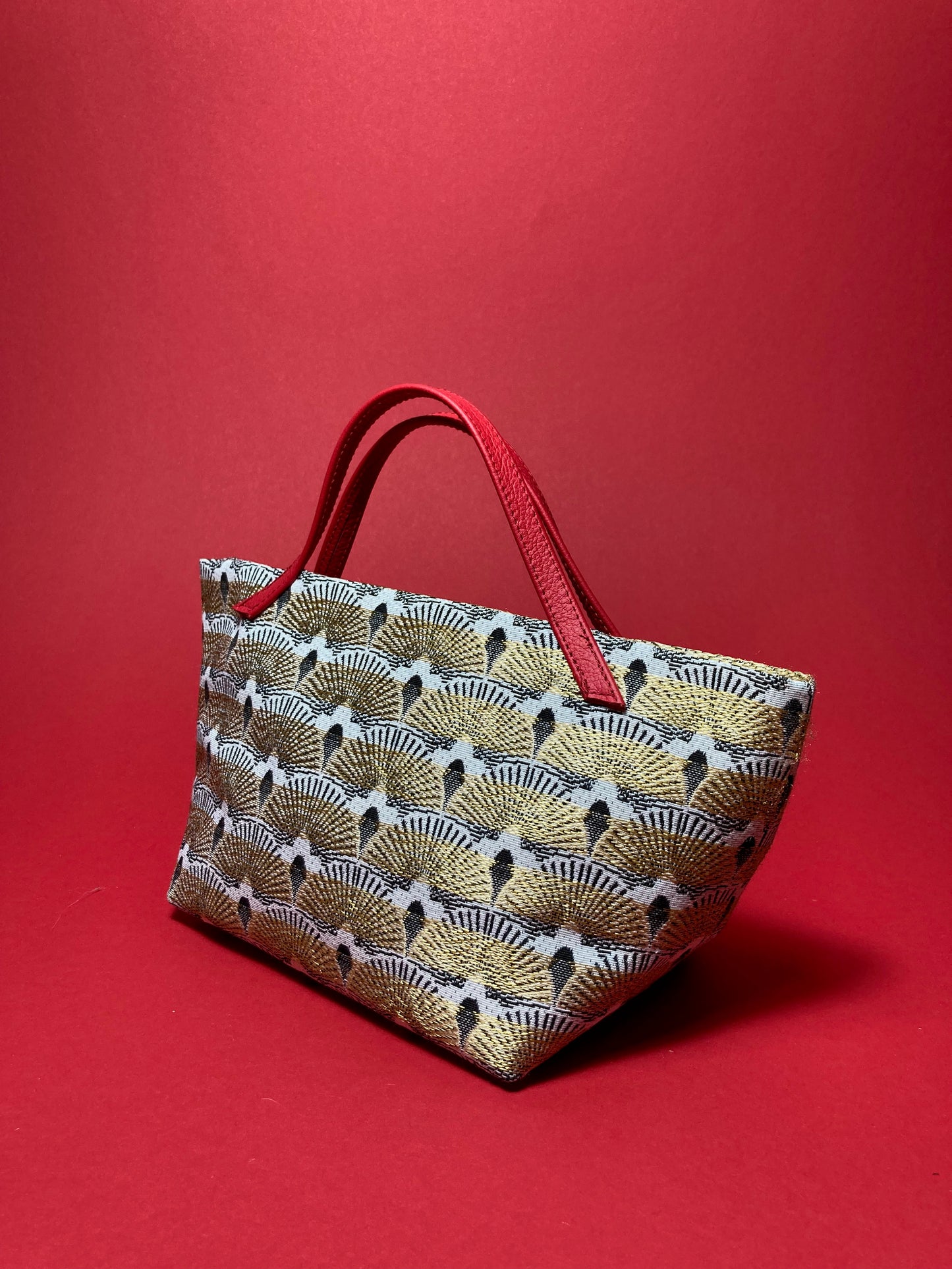 Candybag golden peacock