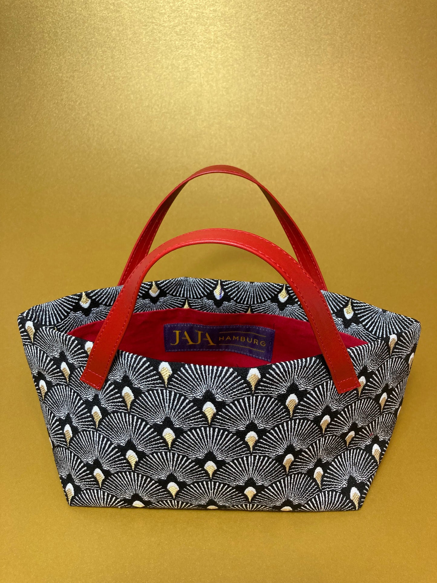 Candybag black peacock