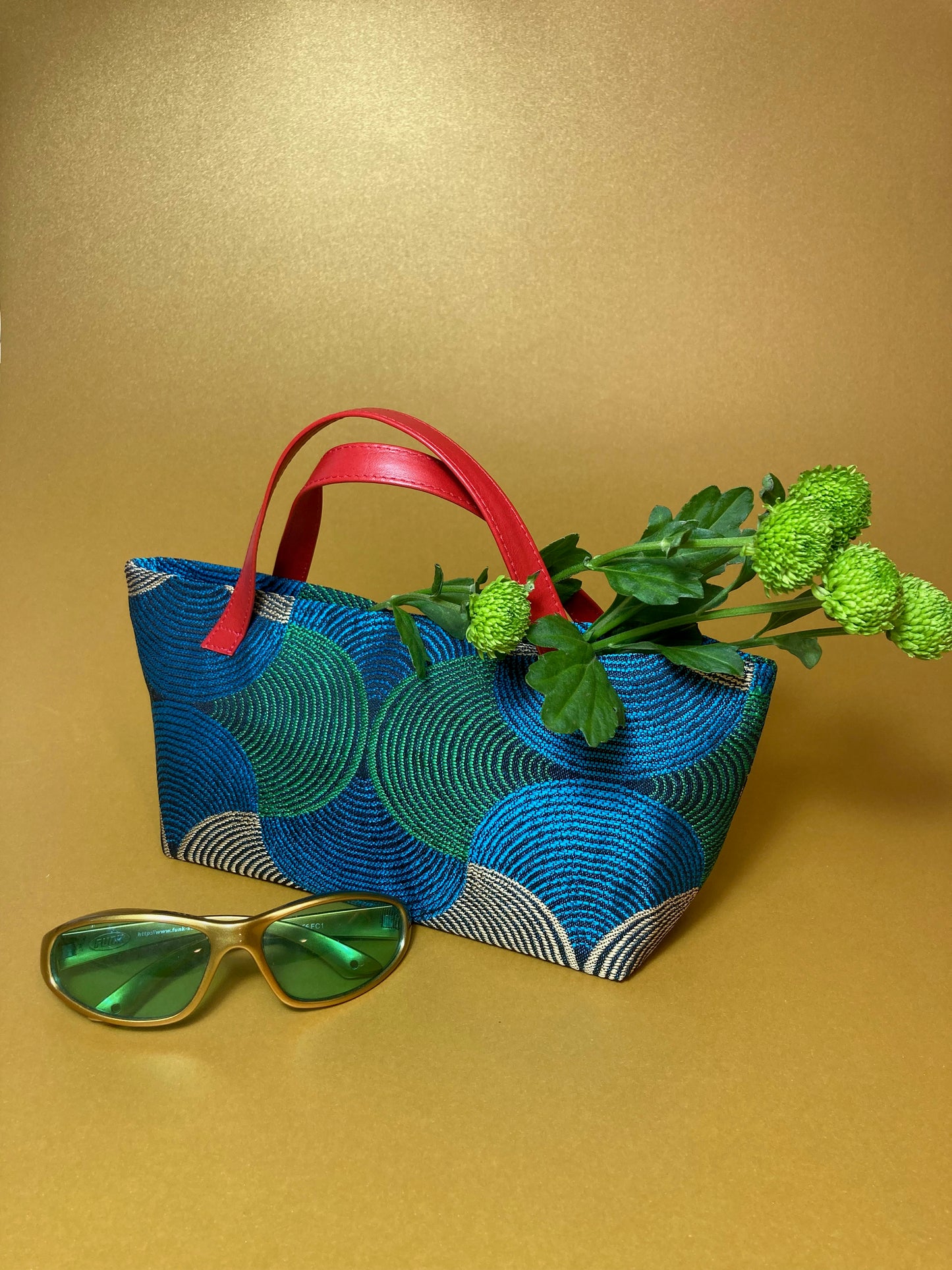 Candybag magic circle